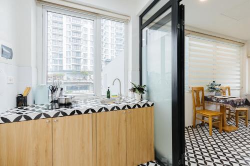COSY HOUSE - CENTER'S TAY HO - CLOSE THE LAKE - 주방