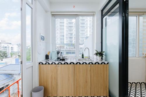 COSY HOUSE - CENTER'S TAY HO - CLOSE THE LAKE - 전망