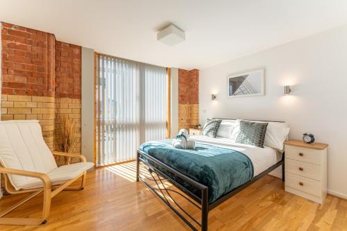 Electric Wharf - Luxury 2-bed Apartment with Free WiFi and Parking