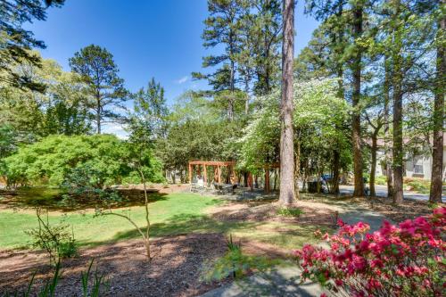 Salem Vacation Rental with Lake Keowee Access! Salem Vacation Rental with Lake Keowee Access!