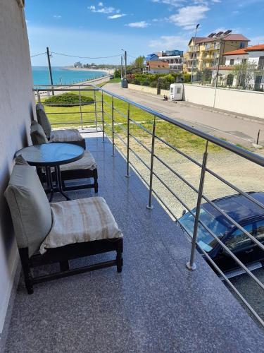 Triple Room with Partial Sea View and Balcony