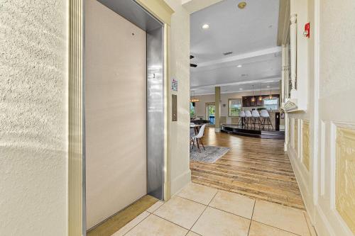 The Ray - Penthouse Suite - 360° Rooftop View in St. Augustine, USA