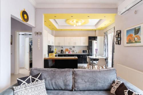 Apartment with terrace in Piraiki, Pireo