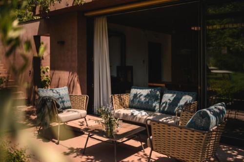  Designvilla im Weindorf Kaltern am See, mit Freischwimmbad, Whirlpool, Sauna und großem Garten zur in Kaltern