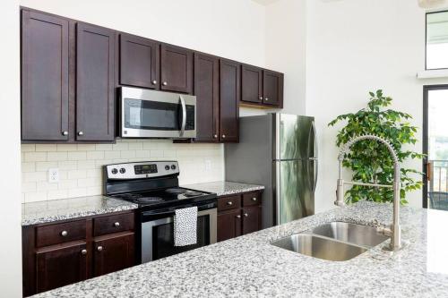 Beltline Apartment by Ponce City Market-Pool & Gym in Atlanta, USA