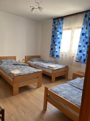 Cheap house near the center of the city - image 3
