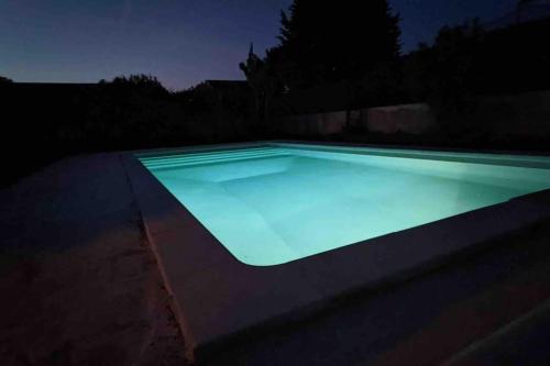 Villa climatisée avec piscine