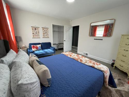 Sapphire Shire in Winston-Salem, USA