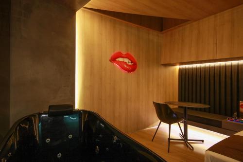 Hot tub, MOTEL STUDIO A in Limao