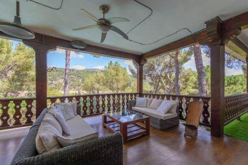 Apkārtne, Villa del Almirante in Pelayos de la Presa