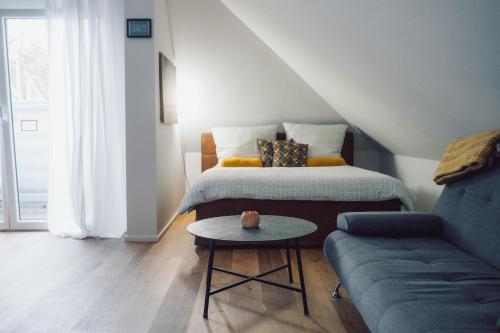 Suite 13 im Wald mit Balkon in Amberg, Deutschland