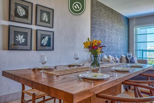 Amazing 2BR Condo with Pool and Access to VIDANTA in Nuevo Vallarta , Mexico