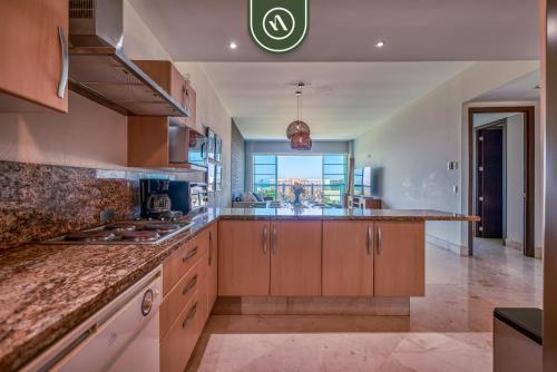 Amazing 2BR Condo with Pool and Access to VIDANTA in Nuevo Vallarta , Mexico