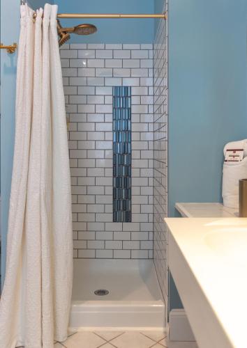 William Henry Miller Inn - image 9