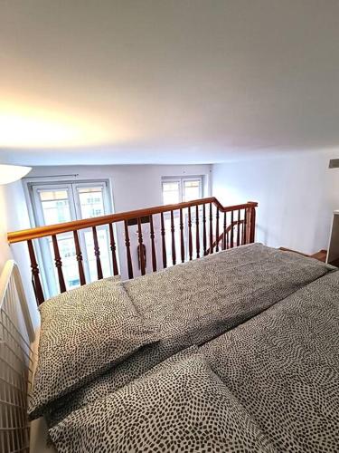 Old Town Mezzanine Apartment 2