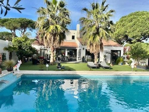 Grande Maison Climatisée avec Piscine, Jardin et BBQ à La Grande Motte - FR-1-716-63 cottage La Grande Motte
