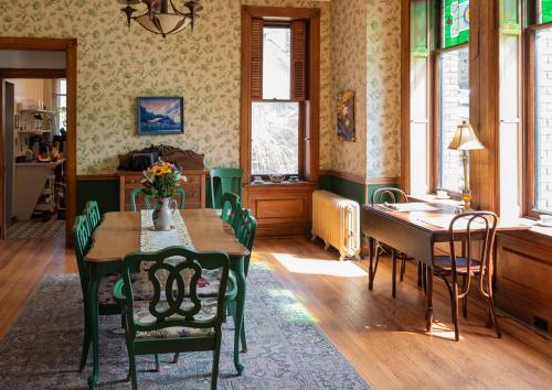 Dotări, William Henry Miller Inn in Centru oraș Ithaca