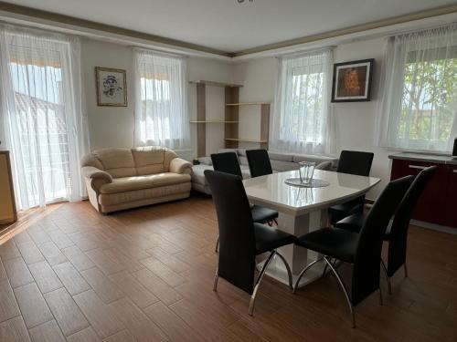 Pauzo Panorama in Balatonföldvar