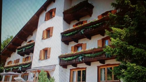 Hotel Lares, Folgaria