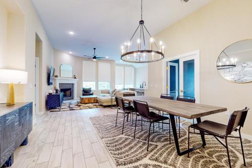Lone Star Elegance in Manor, USA