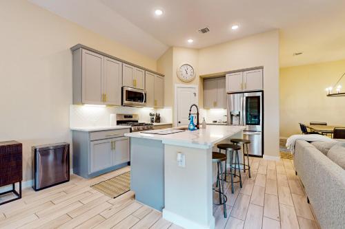 Lone Star Elegance in Manor, USA