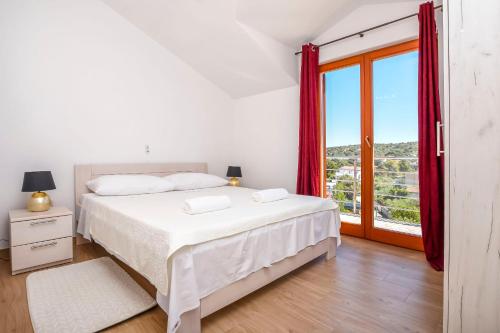One-Bedroom apartment Standard image 10
