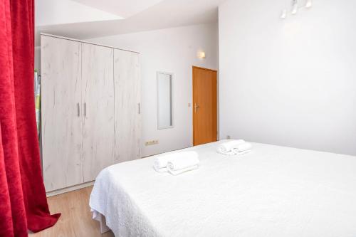 One-Bedroom apartment Standard image 9