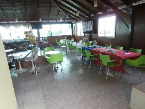 Restoran, PG Quality Inn in Georgetown