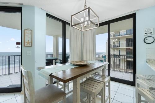 Phoenix VIII 81201 by Vacation Homes Collection near Kayden's