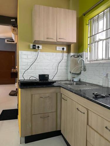 廚房, Beachfront Bliss: Beautiful Villa in Kovalam in 欽奈