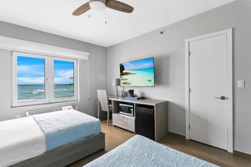 Ocean Front Room with Two Double Beds