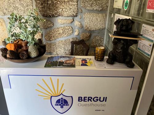 Bergui Guesthouse - Em Guimarães desde 2017 Hotel de charme Eiras