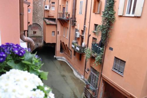 Little apartment over the canal