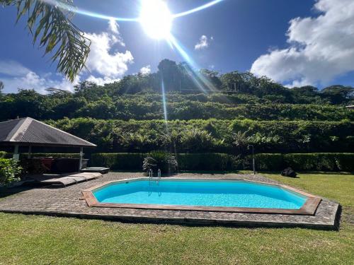 Swimming pool, Bungalow Tipanier - Vue parfaite in Raiatea