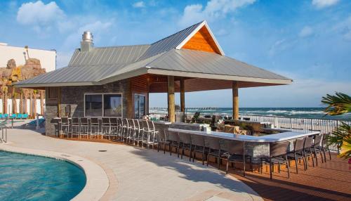 Holiday Inn Express & Suites Panama City Beach Beachfront, an IHG Hotel