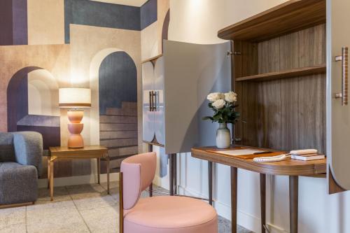 552522519 Convent Square Lisbon, Vignette Collection by IHG