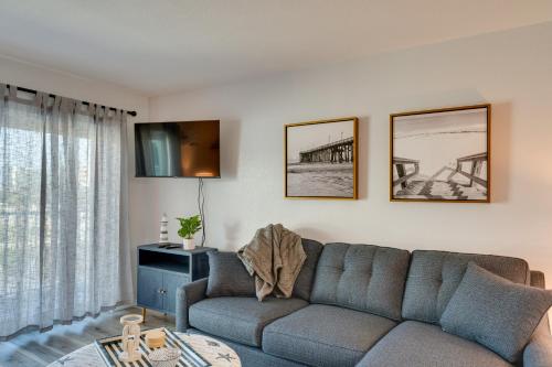 New Smyrna Beach Studio Condo - Walk to Beach! in New Smyrna Beach, USA