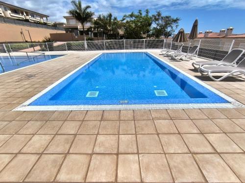 LUNA - AC, 2 pools, panoramic ocean, private garage, fibre net, Puerto de Santiago (fotografie 8)