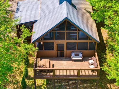Sneaky Bear Getaway in Sevierville, USA