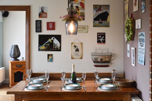 Air Maison - Stunning House in Clanfield Family and Remote Workers Friendly in 克蘭菲爾德
