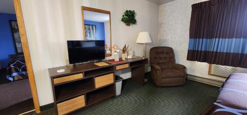 Hotel Iron Mountain Inn & Suites - Stay Express Collection