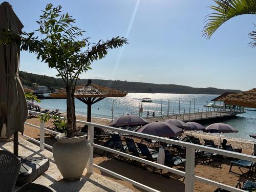 Tropical Villa at Lakeside View in Runaway Bay