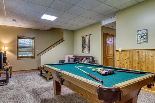 Stones Throw- You Get 560 in Free Attraction Tickets Resort Pool Game Room - image 3