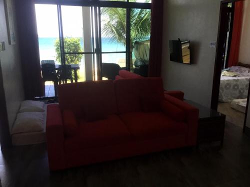 BambooBeachVilla2 AC NEW OCEANFRONT POOL sunsetview garden kitchen SATELLITE STARLINK WI-FI in ディミアオ
