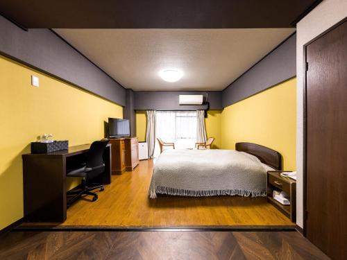 Business & Cycle Hotel Bell - Photo 4 in Yukuhashi, Japan