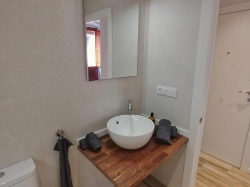 Apartamento Palamós, 3 dormitorios, 6 personas - ES-329-11