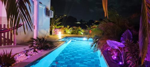 Piscina, Kukumi's House avec Piscine in Berard