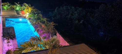 Vista, Kukumi's House avec Piscine in Berard