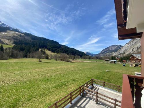 Charmant appartement 2 pieces avec balcon et parking - FR-1-692-99 in Passengue