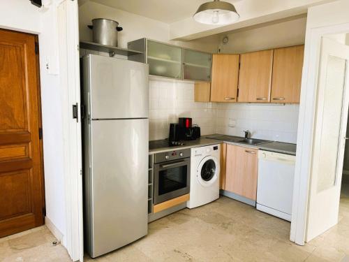 Appartement rénové en bord de mer avec terrasse - 4 pers, proche plage et port - FR-1-481-162 (Appartement renove en bord de mer avec terrasse - 4 pers, proche plage et port - FR-1-481-162) in Kerleven